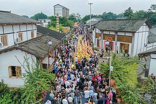 乌多吉：英超是最困难的联赛，你必须在身心上都做好准备